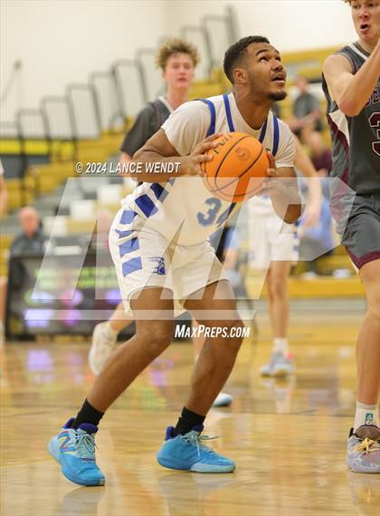 Thumbnail 3 in Golden vs. Longmont photogallery.