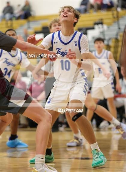 Thumbnail 1 in Golden vs. Longmont photogallery.