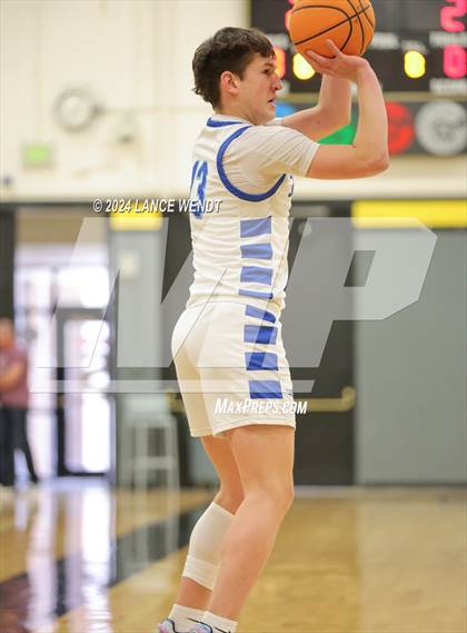 Thumbnail 3 in Golden vs. Longmont photogallery.