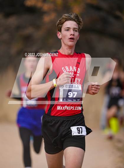 Thumbnail 2 in CHSAA 2A Cross Country Final photogallery.