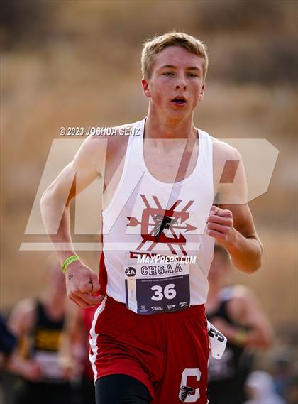 Thumbnail 2 in CHSAA 2A Cross Country Final photogallery.