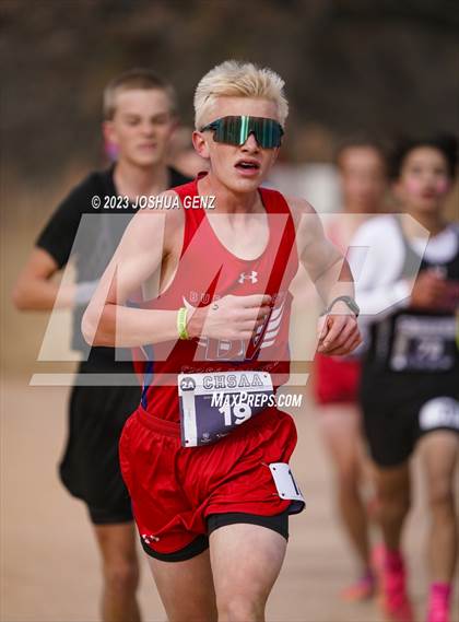 Thumbnail 2 in CHSAA 2A Cross Country Final photogallery.