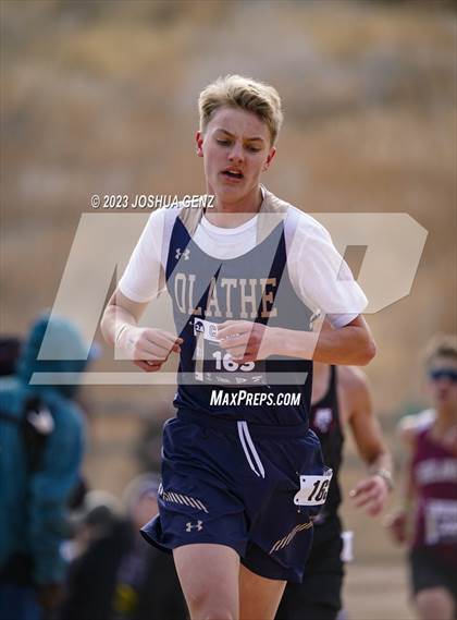 Thumbnail 1 in CHSAA 2A Cross Country Final photogallery.