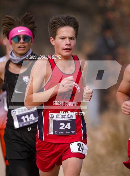 Thumbnail 2 in CHSAA 2A Cross Country Final photogallery.