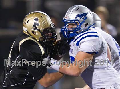 Thumbnail 3 in Foster vs. Friendswood (4A Region 3 Bi-District Playoffs) photogallery.