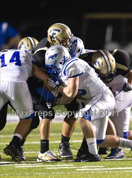 Thumbnail 3 in Foster vs. Friendswood (4A Region 3 Bi-District Playoffs) photogallery.