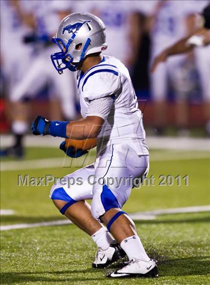 Thumbnail 1 in Foster vs. Friendswood (4A Region 3 Bi-District Playoffs) photogallery.