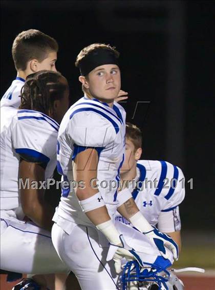 Thumbnail 1 in Foster vs. Friendswood (4A Region 3 Bi-District Playoffs) photogallery.