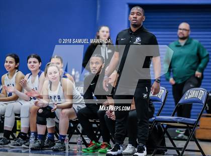 Thumbnail 3 in  Agoura vs  El Camino Real photogallery.
