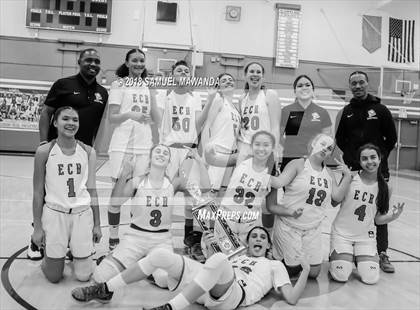 Thumbnail 3 in  Agoura vs  El Camino Real photogallery.