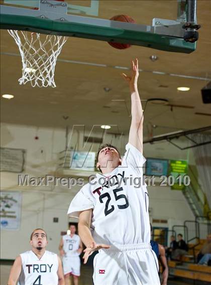 Thumbnail 1 in Leuzinger vs. Troy (Santa Barbara Holiday Classic Tournament) photogallery.
