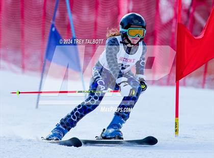 Thumbnail 3 in NYSPHSAA Section V Class A & B Giant Slalom Final (Second Run) photogallery.