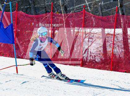 Thumbnail 3 in NYSPHSAA Section V Class A & B Giant Slalom Final (Second Run) photogallery.