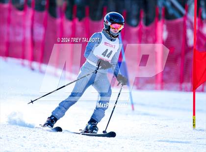 Thumbnail 1 in NYSPHSAA Section V Class A & B Giant Slalom Final (Second Run) photogallery.