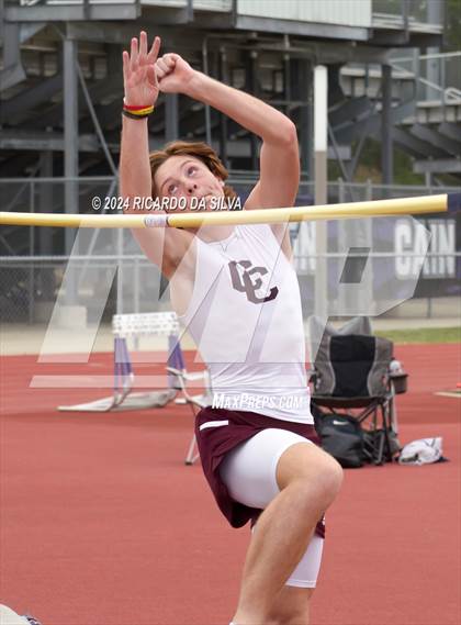 Thumbnail 3 in Cain Relays photogallery.