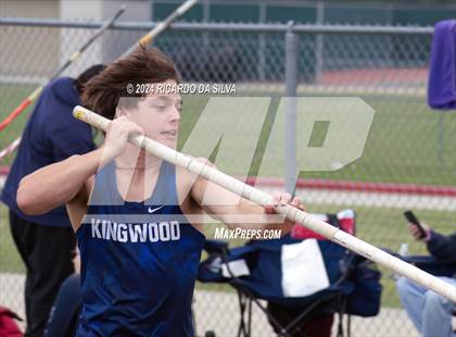 Thumbnail 2 in Cain Relays photogallery.