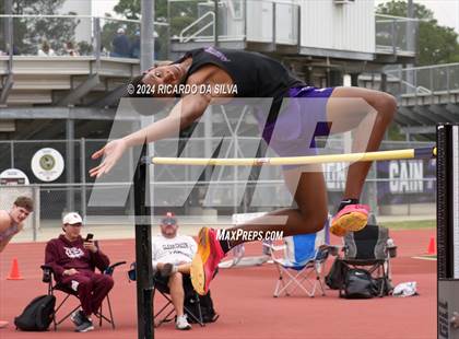Thumbnail 1 in Cain Relays photogallery.