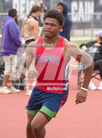 Thumbnail 2 in Cain Relays photogallery.