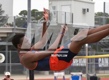 Thumbnail 2 in Cain Relays photogallery.