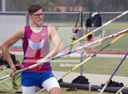 Thumbnail 1 in Cain Relays photogallery.