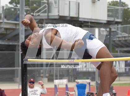 Thumbnail 3 in Cain Relays photogallery.