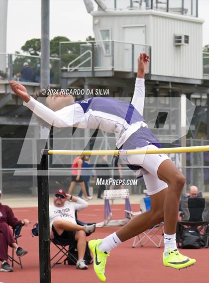 Thumbnail 2 in Cain Relays photogallery.
