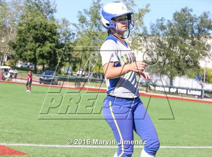 Thumbnail 2 in Agoura @ Oaks Christian photogallery.