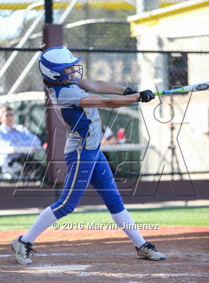 Thumbnail 2 in Agoura @ Oaks Christian photogallery.