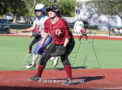 Thumbnail 2 in Agoura @ Oaks Christian photogallery.