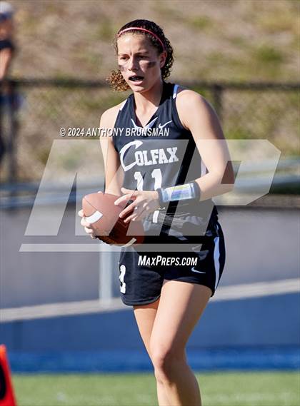 Thumbnail 3 in Hughson vs. Colfax (CIF SJS D4 Final) photogallery.