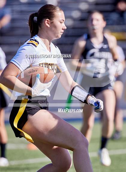 Thumbnail 3 in Hughson vs. Colfax (CIF SJS D4 Final) photogallery.