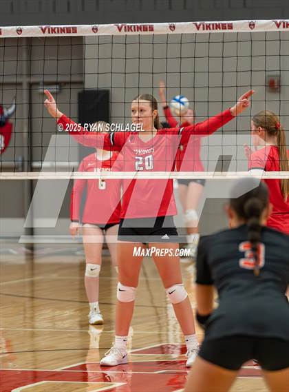 Thumbnail 2 in Grand Rapids @ North Branch photogallery.