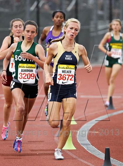 Thumbnail 2 in Arcadia Invitational (1 Mile Run) photogallery.