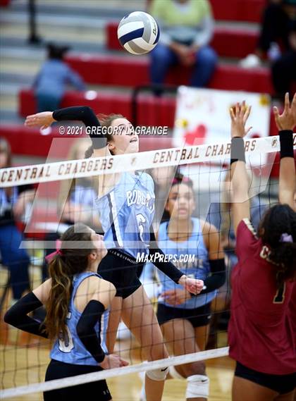 Thumbnail 3 in Byron Nelson vs Keller Central photogallery.