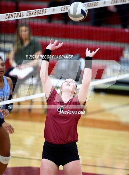 Thumbnail 3 in Byron Nelson vs Keller Central photogallery.