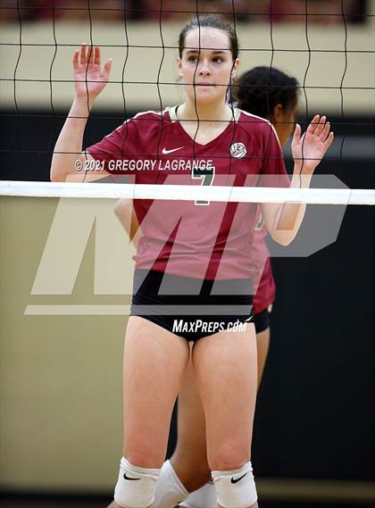Thumbnail 2 in Byron Nelson vs Keller Central photogallery.