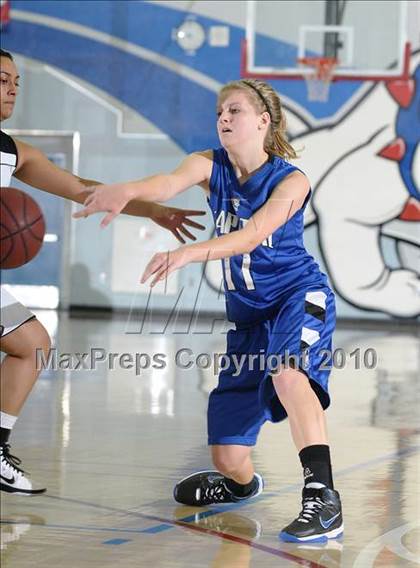 Thumbnail 2 in Capital Christian vs. Monterey Trail (Lady Bulldogs Winter Classic) photogallery.