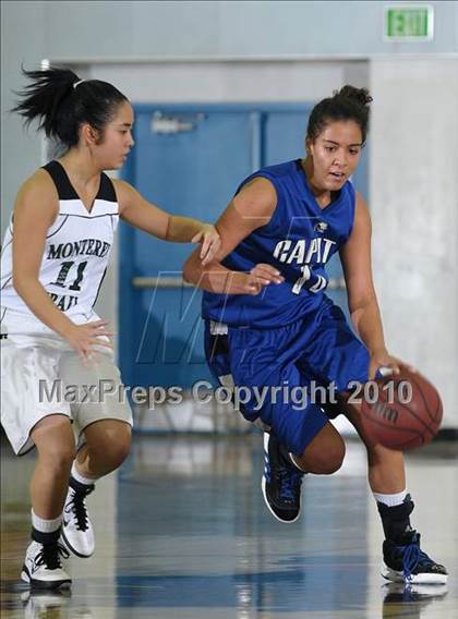 Thumbnail 3 in Capital Christian vs. Monterey Trail (Lady Bulldogs Winter Classic) photogallery.