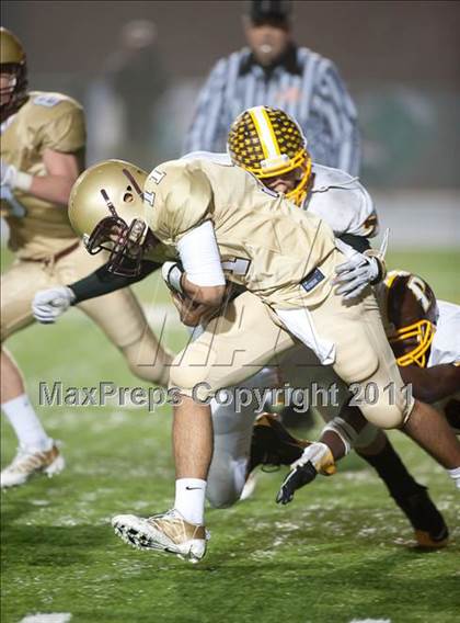 Thumbnail 1 in Bishop's vs Parker (CIF SDS D5 Final) photogallery.