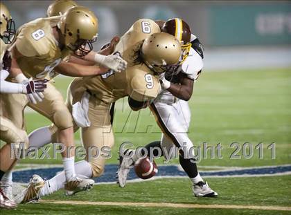 Thumbnail 3 in Bishop's vs Parker (CIF SDS D5 Final) photogallery.