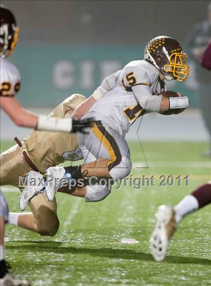 Thumbnail 3 in Bishop's vs Parker (CIF SDS D5 Final) photogallery.