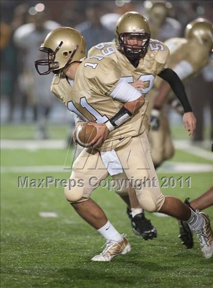 Thumbnail 2 in Bishop's vs Parker (CIF SDS D5 Final) photogallery.