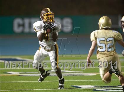 Thumbnail 3 in Bishop's vs Parker (CIF SDS D5 Final) photogallery.