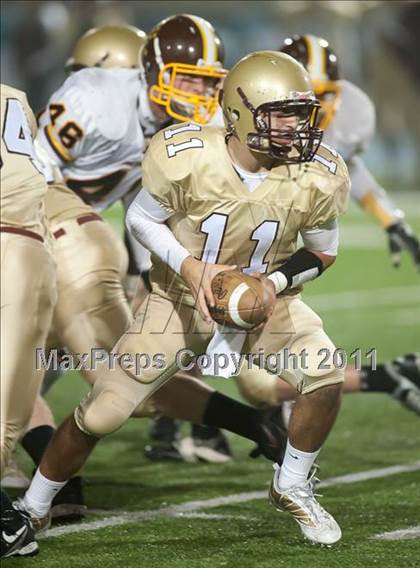 Thumbnail 1 in Bishop's vs Parker (CIF SDS D5 Final) photogallery.