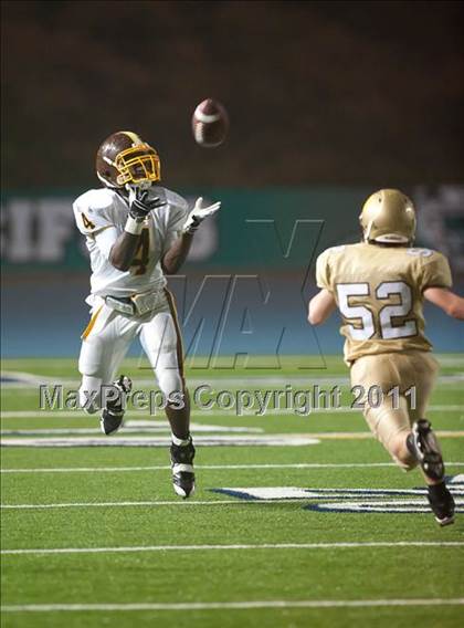 Thumbnail 2 in Bishop's vs Parker (CIF SDS D5 Final) photogallery.