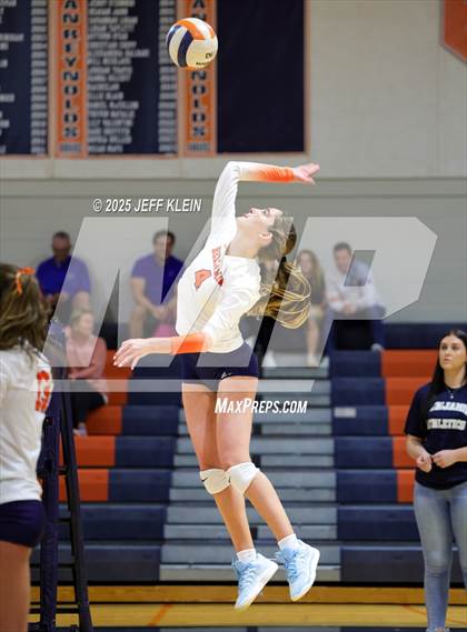 Thumbnail 3 in Cardinal Newman @ Benjamin photogallery.