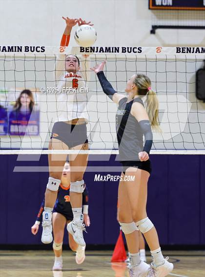 Thumbnail 3 in Cardinal Newman @ Benjamin photogallery.