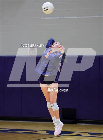 Thumbnail 1 in Cardinal Newman @ Benjamin photogallery.