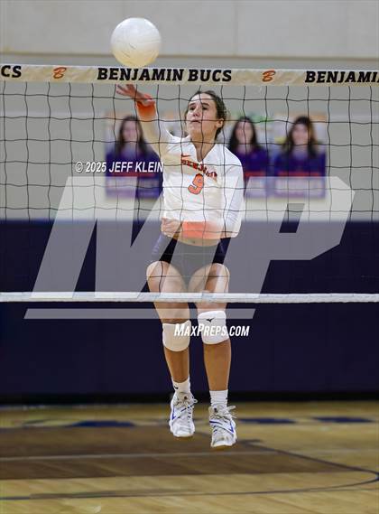 Thumbnail 3 in Cardinal Newman @ Benjamin photogallery.