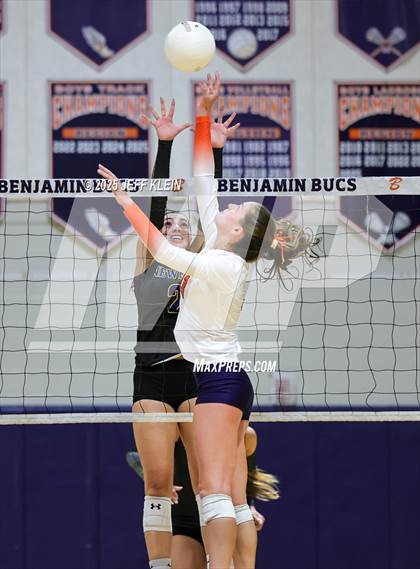 Thumbnail 1 in Cardinal Newman @ Benjamin photogallery.